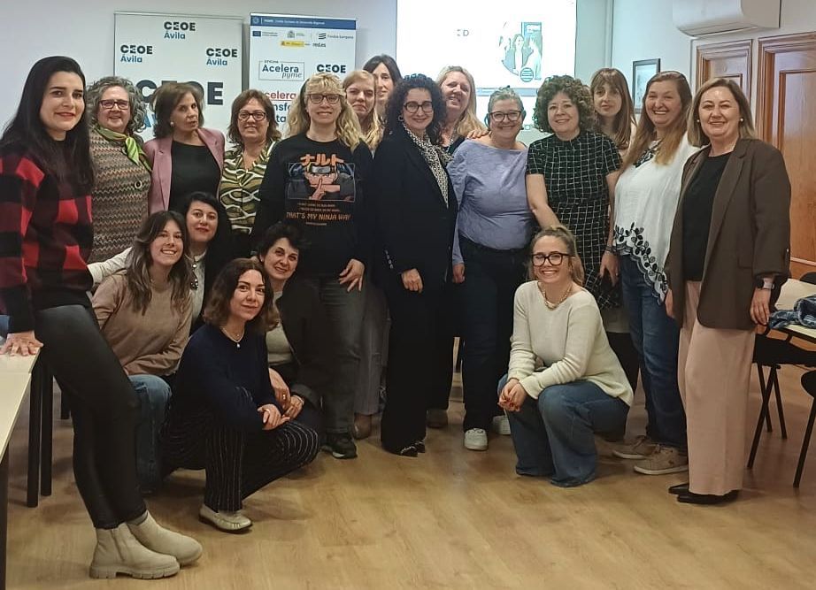 EDÁvila: Conectando talento femenino
